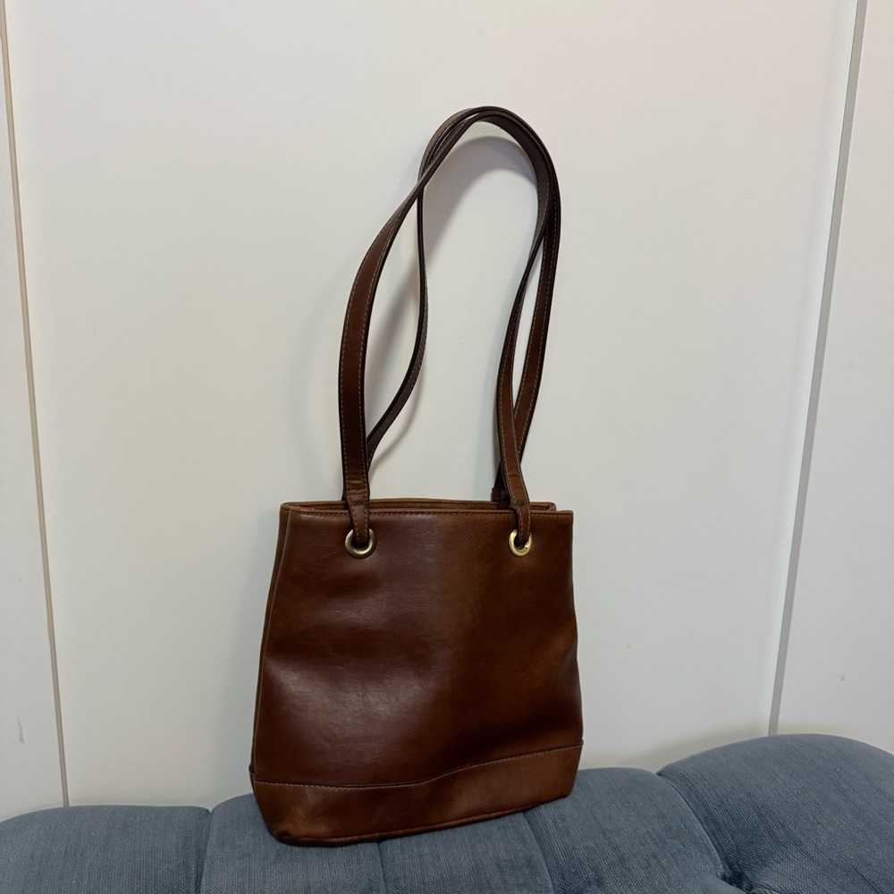 Elegant Brown Leather Tote Bag